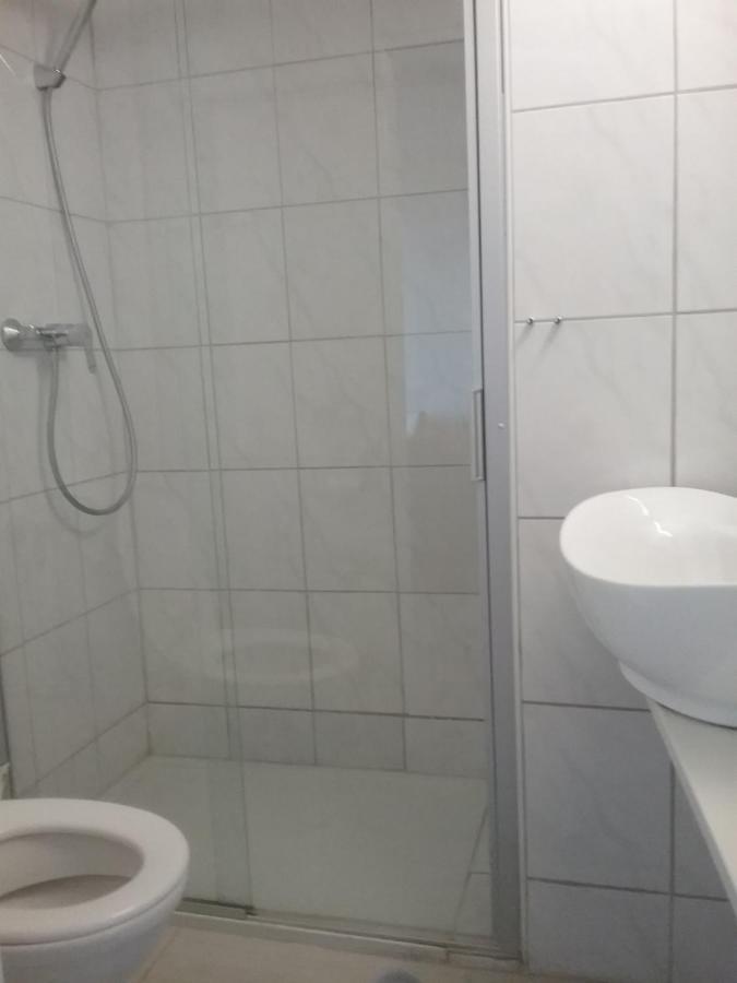Haus Biegger Panzió Lochau Szoba fotó